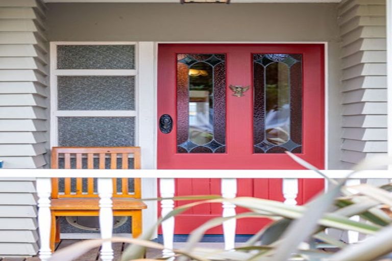 Photo of property in 61 Te Aroha Street, Hamilton East, Hamilton, 3216