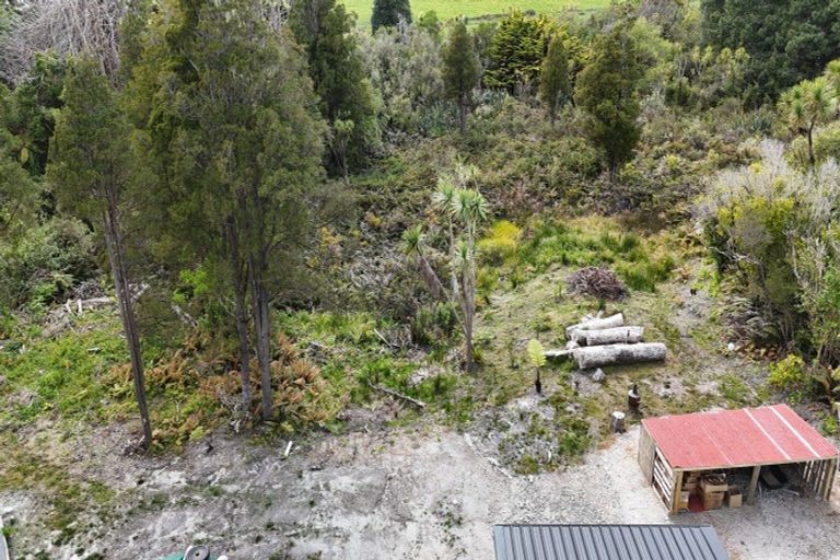 Photo of property in 898 Cape Foulwind Road, Cape Foulwind, 7892