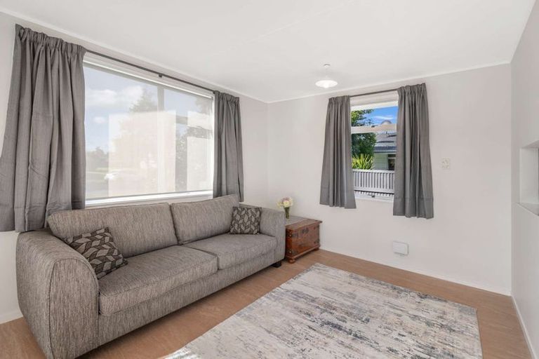 Photo of property in 32 Cascade Crescent, Westbrook, Palmerston North, 4412