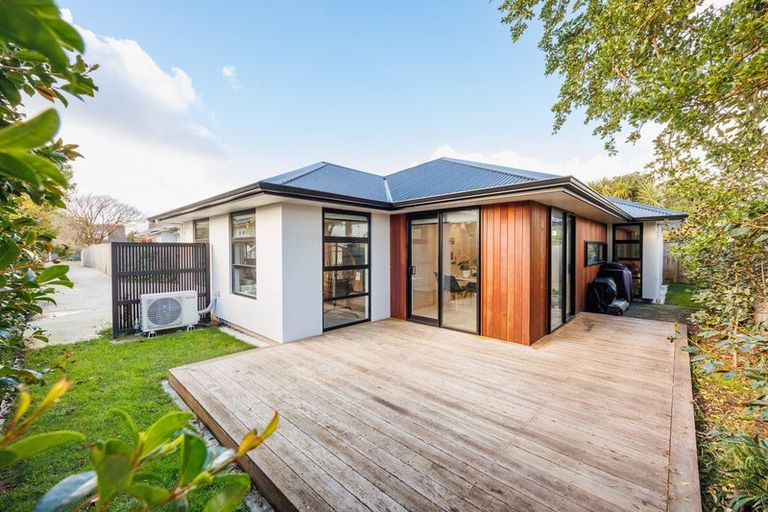 Photo of property in 23a Karina Terrace, Roslyn, Palmerston North, 4414