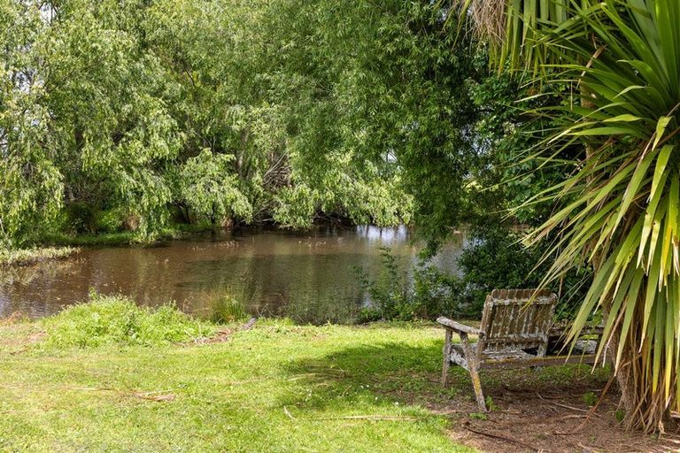 Photo of property in 139 Richmond Road, Brixton, New Plymouth, 4373