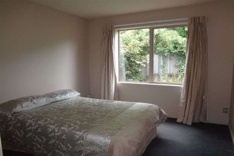 Photo of property in 6 Len Hale Place, Parklands, Christchurch, 8083