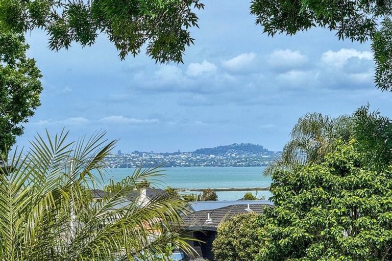 Photo of property in 15 Bluefin Way, West Harbour, Auckland, 0618