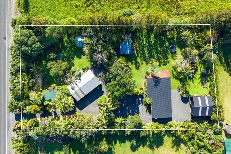 Photo of property in 334 Cove Road, Waipu, 0582