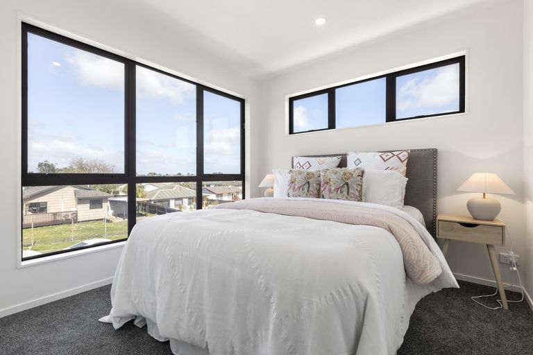 Photo of property in 1b Bellville Drive, Clendon Park, Auckland, 2103
