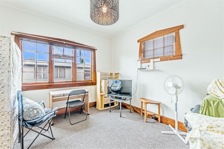 Photo of property in 21 Wyon Street, Linwood, Christchurch, 8062