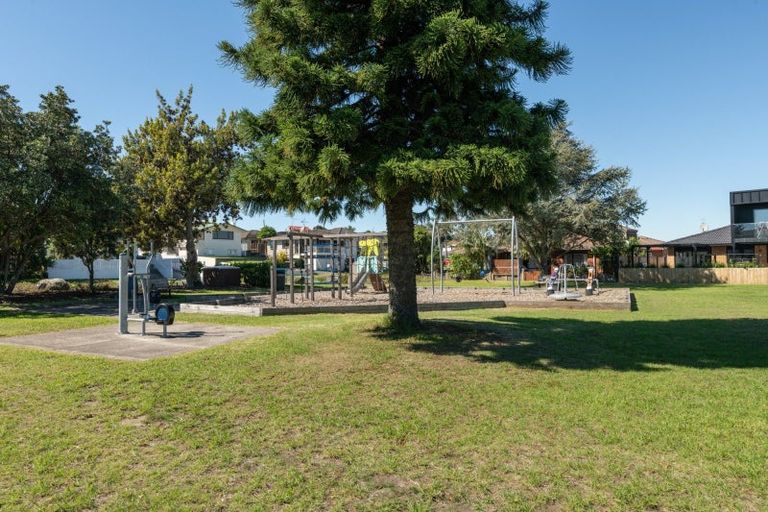 Photo of property in 22 Wells Avenue, Mount Maunganui, 3116
