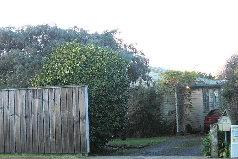 Photo of property in 10 Hurley Road, Paraparaumu Beach, Paraparaumu, 5032
