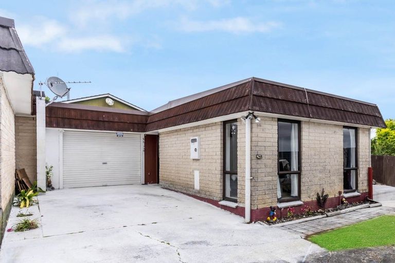 Photo of property in 1/12 Diorella Drive, Clover Park, Auckland, 2019