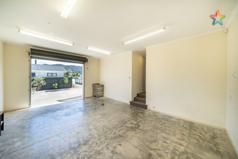 Photo of property in 5b Kilkenny Grove, Wainuiomata, Lower Hutt, 5014