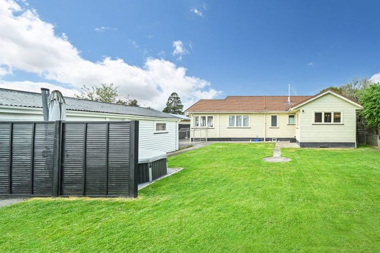 Photo of property in 433 Dalcross Street, Mayfair, Hastings, 4122