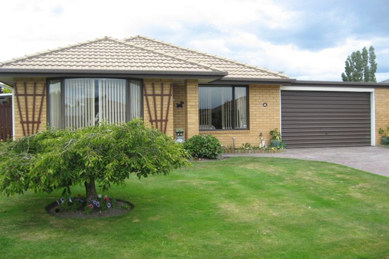 Photo of property in 4 Innisfree Place, Northwood, Christchurch, 8051