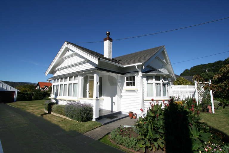 Photo of property in 45 Inglis Street, Seatoun, Wellington, 6022