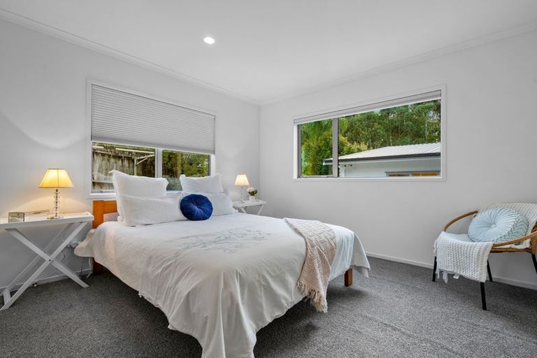 Photo of property in 371 Millwater Parkway, Silverdale, 0932