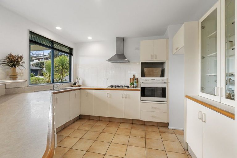 Photo of property in 2 Chestnut Way, Bellevue, Tauranga, 3110
