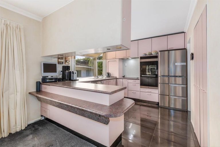 Photo of property in 41 Spinnaker Drive, Whitby, Porirua, 5024