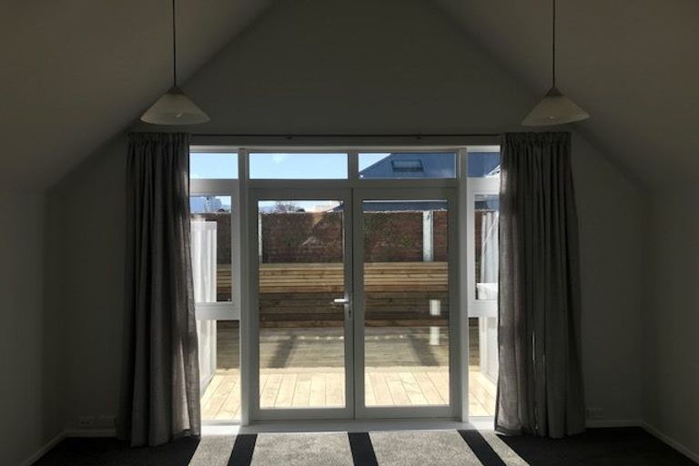 Photo of property in Pirie Street Townhouses, 22/35u Pirie Street, Mount Victoria, Wellington, 6011