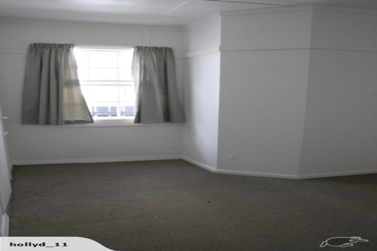 Photo of property in 147 Onepu Road, Lyall Bay, Wellington, 6022