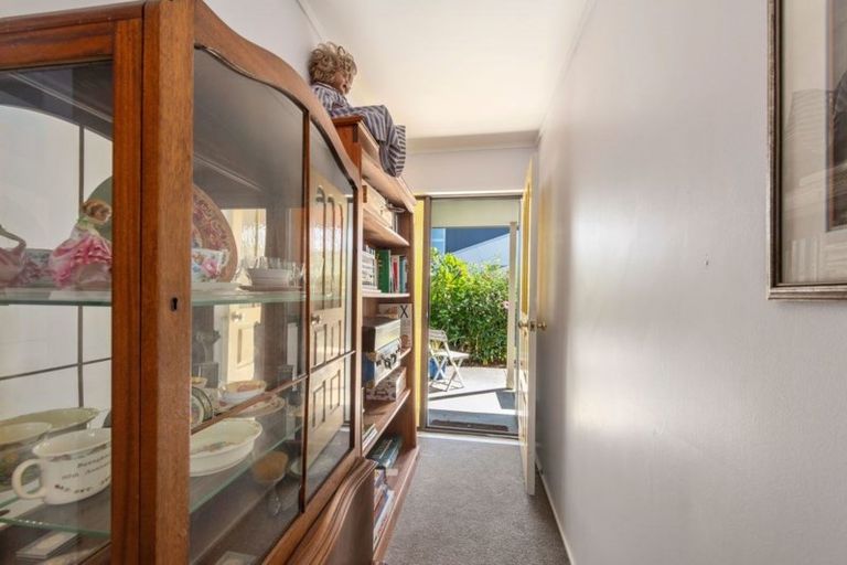 Photo of property in 46a Oceanbeach Road, Mount Maunganui, 3116