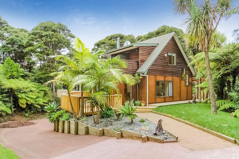 Photo of property in 366a Huia Road, Titirangi, Auckland, 0604