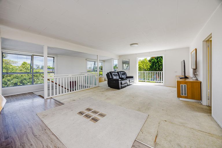 Photo of property in 20 Bexley Place, Pahurehure, Papakura, 2113