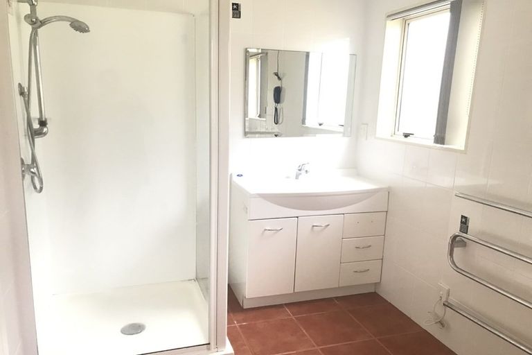 Photo of property in 186 Old Wairoa Road, Papakura, 2110