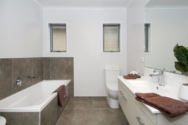 Photo of property in 119 Landing Drive, Pyes Pa, Tauranga, 3112