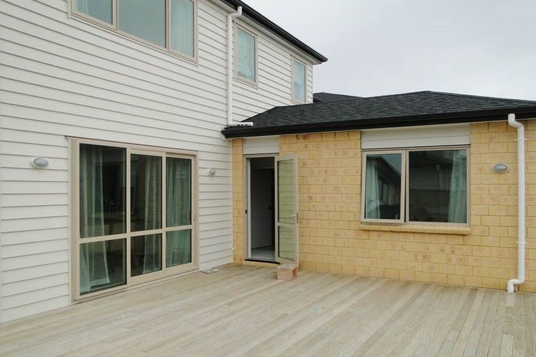 Photo of property in 13 Carrickdawson Drive, Flat Bush, Auckland, 2019