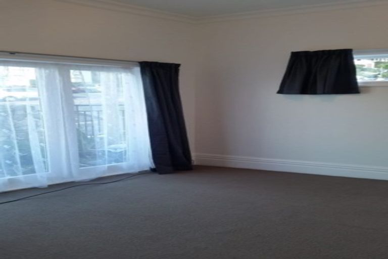 Photo of property in 20 Todman Street, Brooklyn, Wellington, 6021