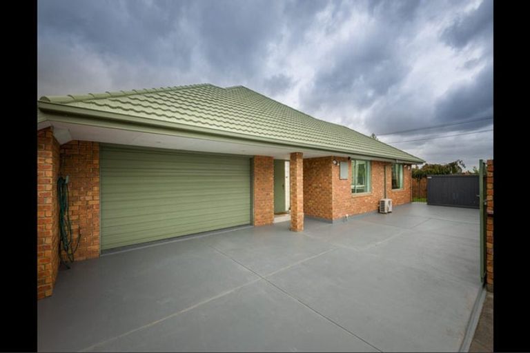 Photo of property in 2 Penruddock Rise, Westmorland, Christchurch, 8025