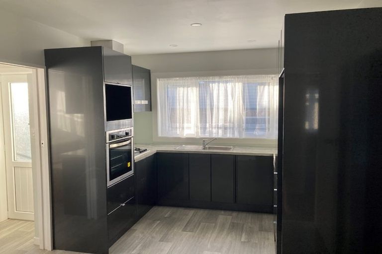 Photo of property in 14 Hayward Road, Papatoetoe, Auckland, 2025