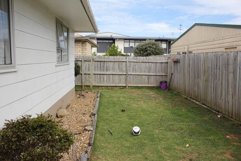 Photo of property in 6 Parvin Place, Pukekohe, 2120