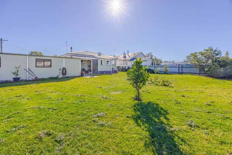 Photo of property in 8 Russell Street, Otane, 4202