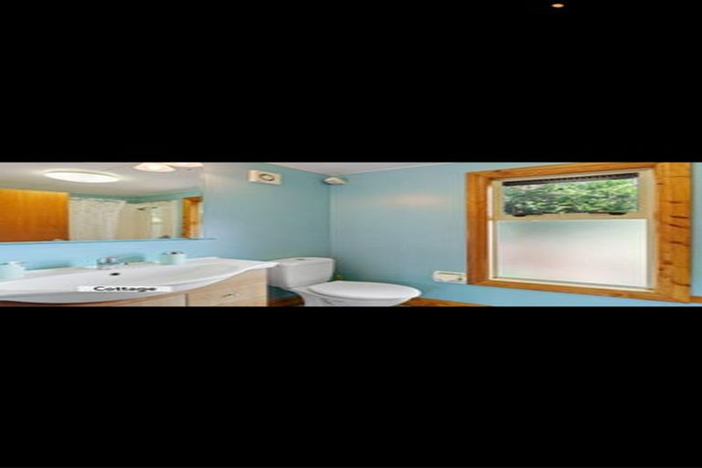 Photo of property in 101 Forest Lakes Road, Otaki, 5583