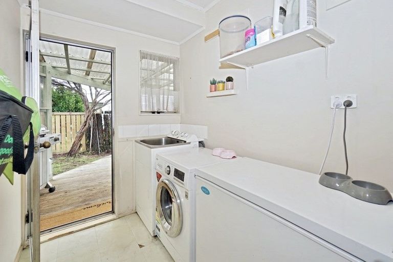 Photo of property in 9 Milsom Place, Te Puke, 3119