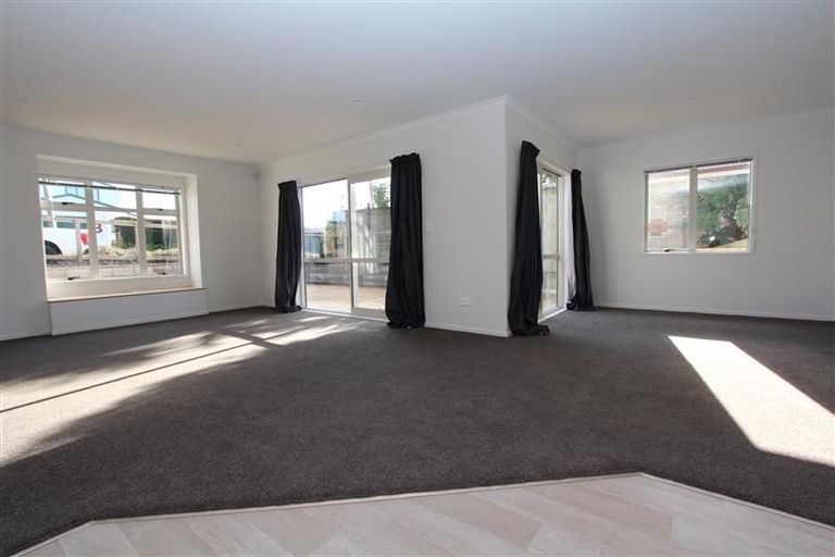 Photo of property in 2 Macfarlane Street, Hamilton East, Hamilton, 3216