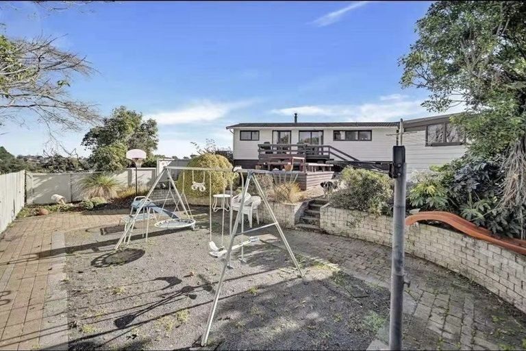 Photo of property in 12 Snowden Place, Opaheke, Papakura, 2113