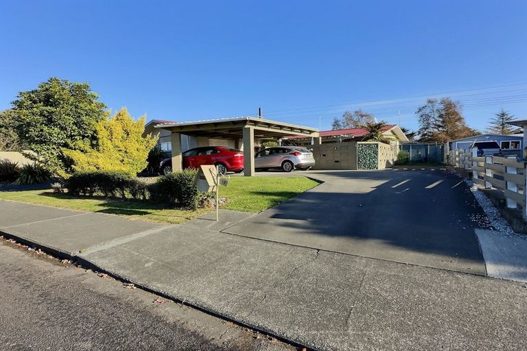 Photo of property in 19 Kirkcaldy Crescent, Flaxmere, Hastings, 4120