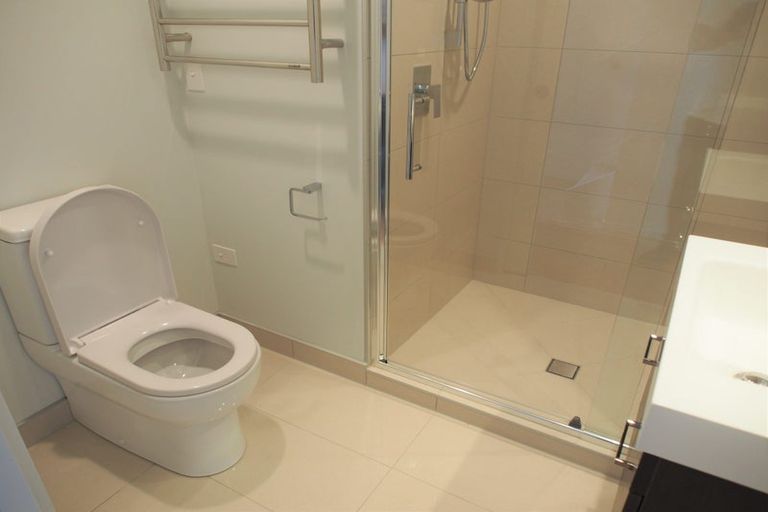 Photo of property in 38 Memorial Park Lane, Hobsonville, Auckland, 0618