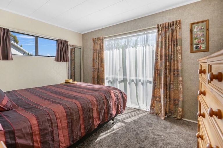 Photo of property in 3 Augustus Earle Place, Pukehangi, Rotorua, 3015