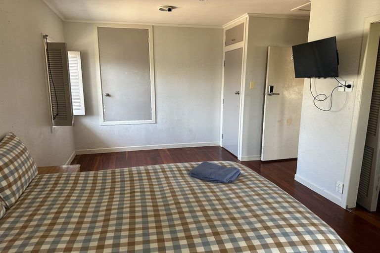 Photo of property in 1/422 Hibiscus Coast Highway, Orewa, 0931