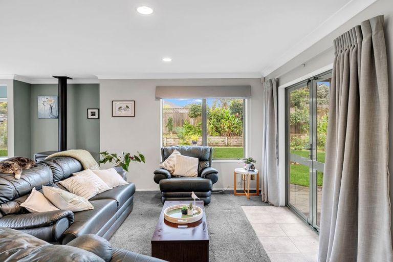 Photo of property in 6 Holdsworth Drive, Otamatea, Whanganui, 4500