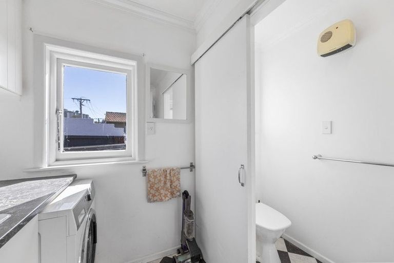 Photo of property in 19 Ings Avenue, Saint Clair, Dunedin, 9012
