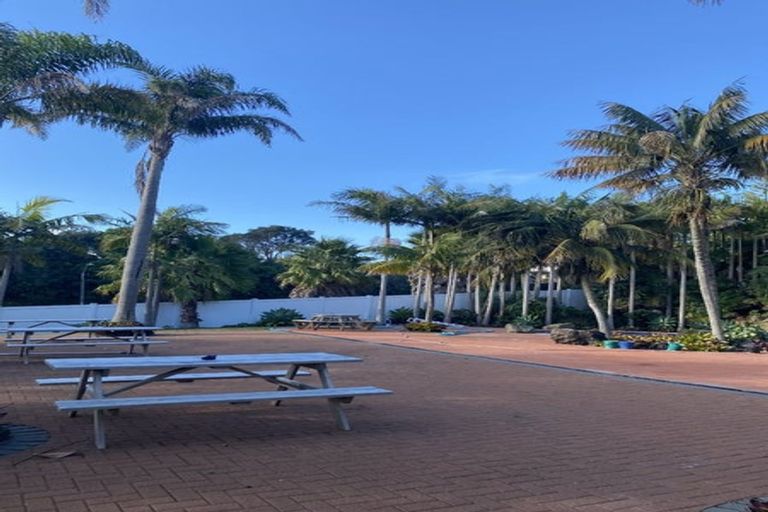 Photo of property in Santa Rosa, 2/340 Gulf Harbour Drive, Gulf Harbour, Whangaparaoa, 0930