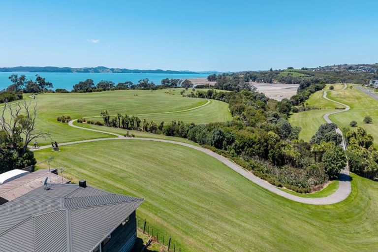 Photo of property in 161 Second View Avenue, Beachlands, Auckland, 2018