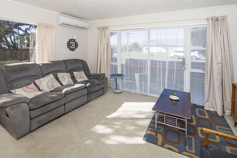 Photo of property in 2 Coradine Street, Masterton, 5810