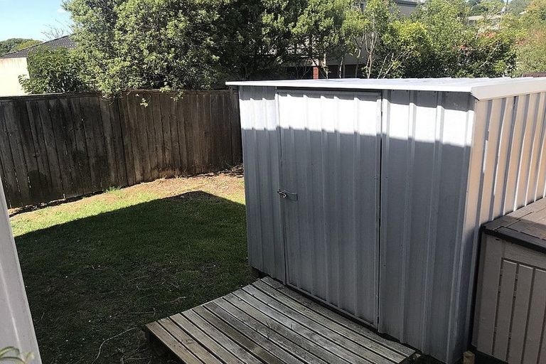 Photo of property in 42 Lingfield Street, Glenfield, Auckland, 0629