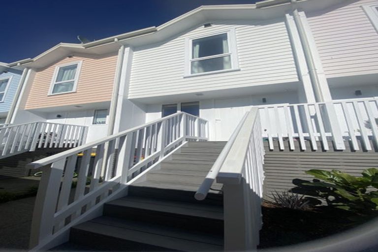 Photo of property in 2/39 Beresford Street, New Brighton, Christchurch, 8061