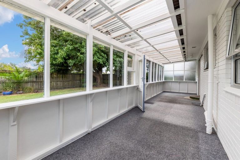 Photo of property in 2/111 Florence Avenue, Orewa, 0931