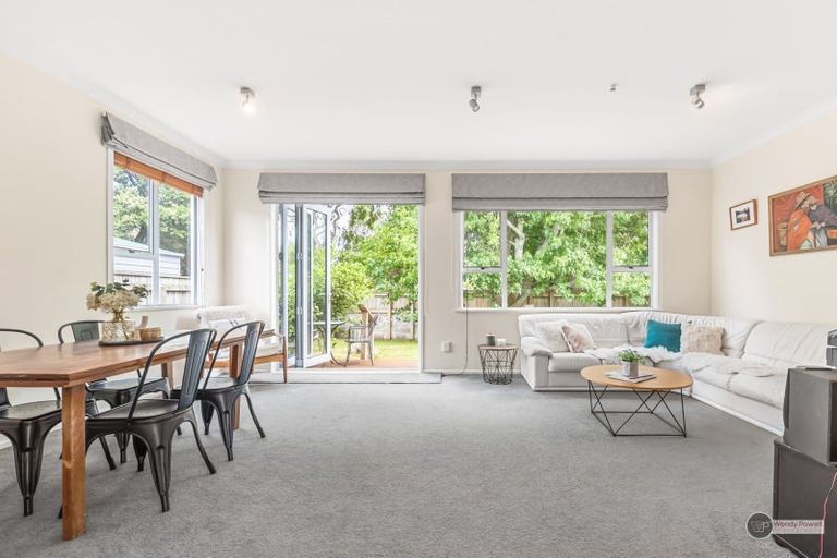 Photo of property in 3 Saint Ronans Avenue, Waterloo, Lower Hutt, 5011